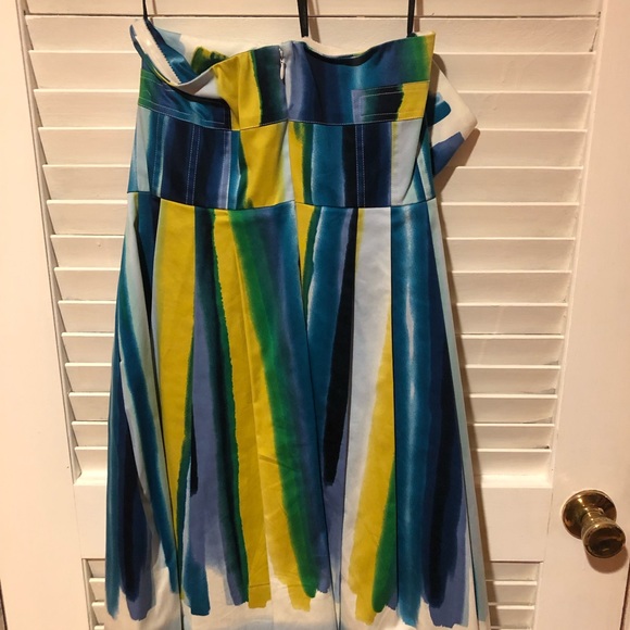 Strapless Calvin Klein dress - Picture 3 of 4